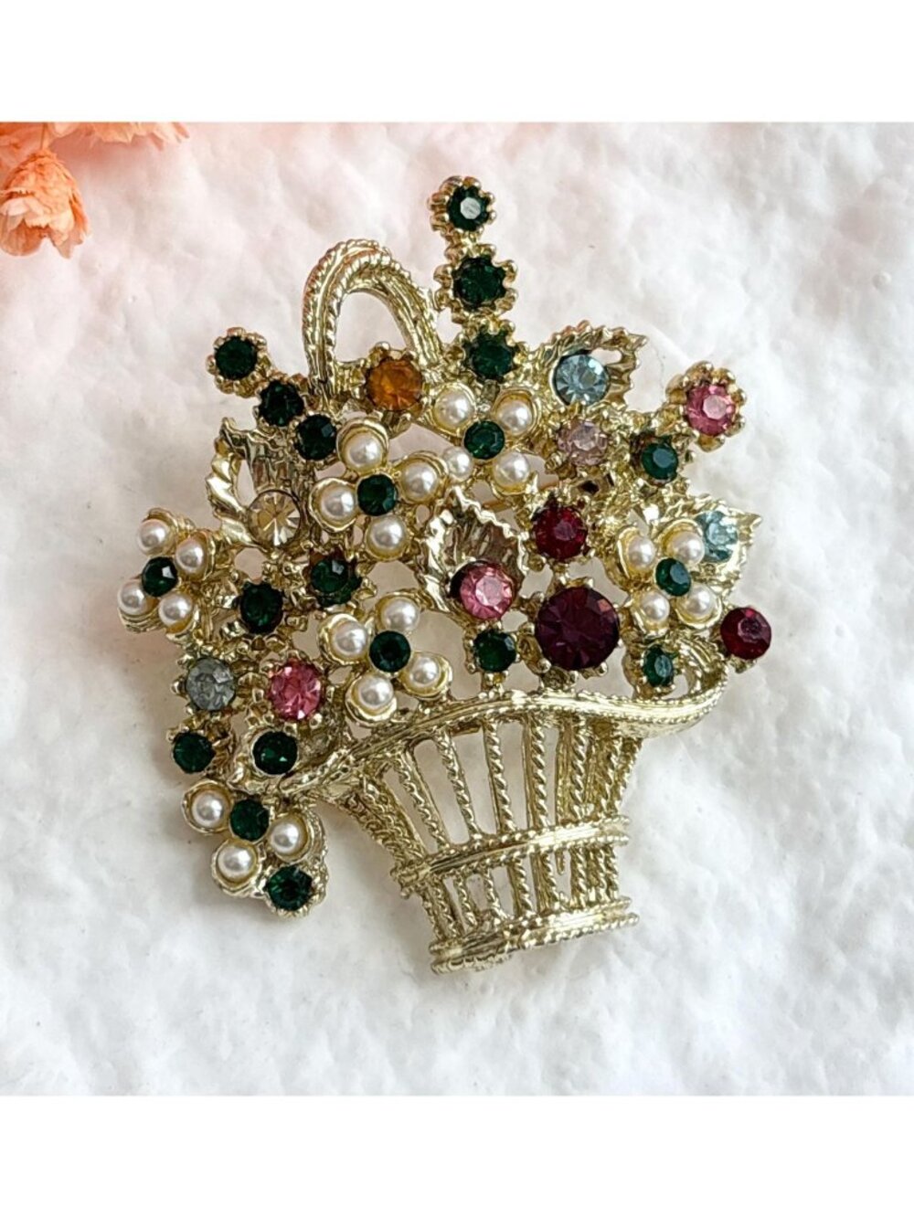 Blooming Floral Rhinestone Gold Toned Basket Vintage Brooch | Pin